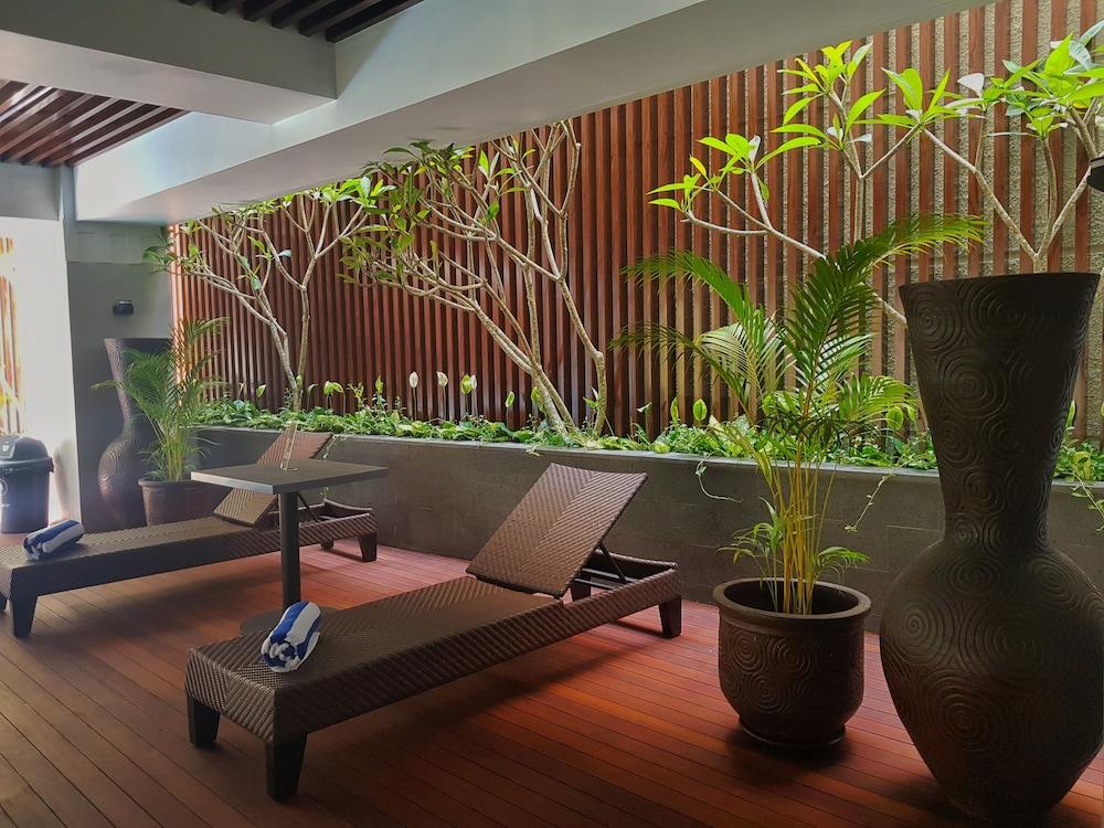 eL Hotel Royale Yogyakarta Malioboro Kültér fotó